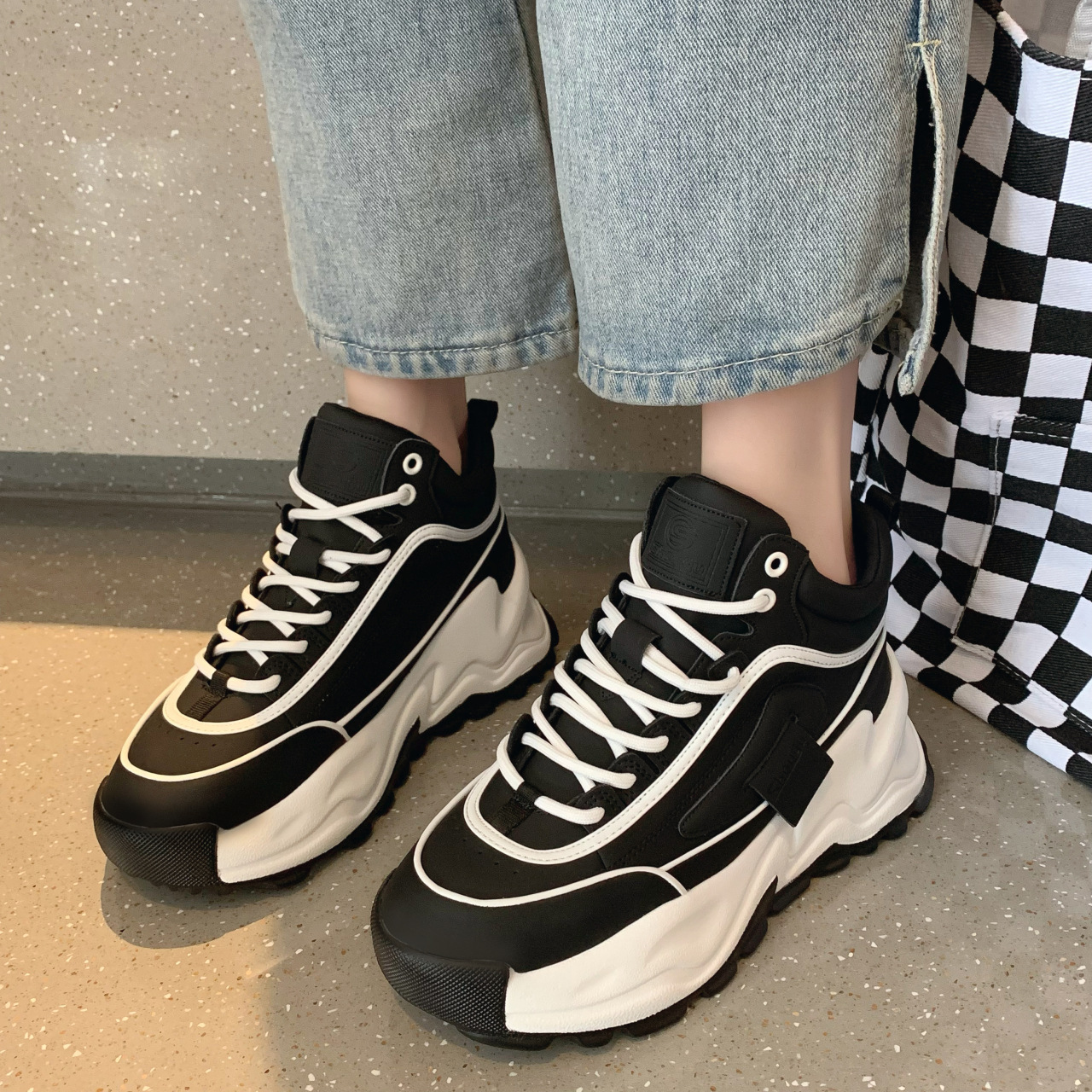 Women's Trendy Fashion Comfortable Casual Sneakers