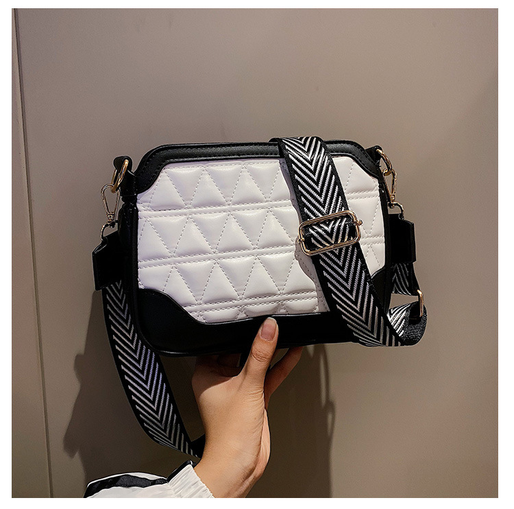 Trendy Internet Celebrity High-quality Large-capacity Rhombus Broadband Messenger Bag