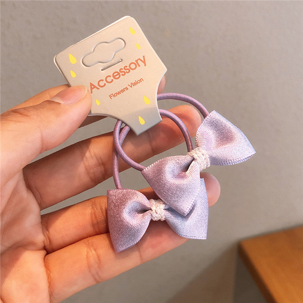 One card with purple