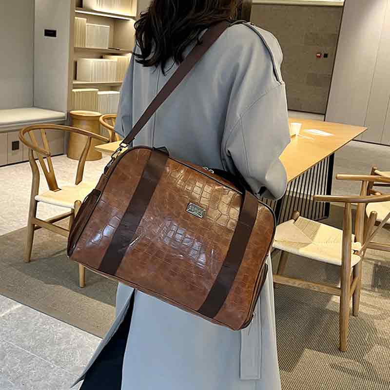 PU Vintage Leather Waterproof Dry And Wet Separation