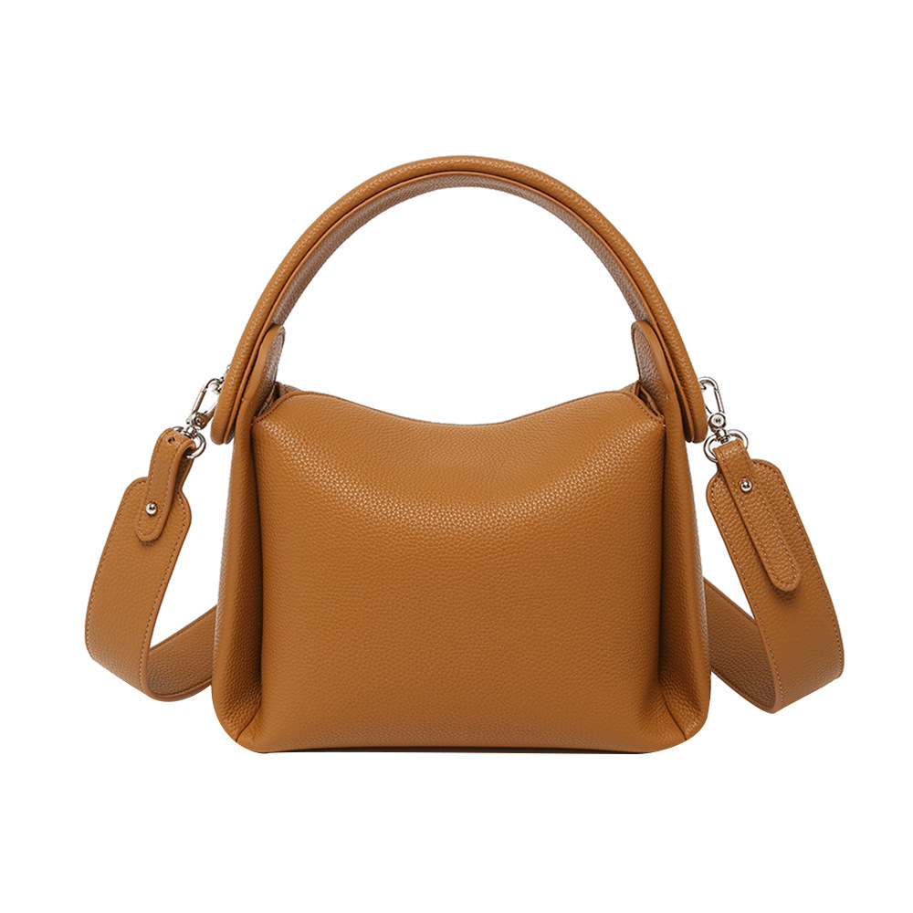 Large Capacity Soft Cigarette Box Bag For Spring And Summer 2025, Simple And Versatile Pillow Bag, Commuting Handbag, Single Shoulder Crossbody Bag - Brown