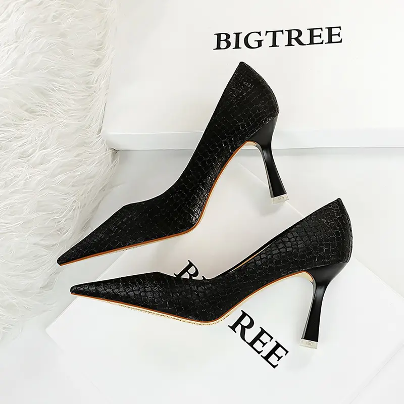 French High Heels Vintage Yellow Single Shoes