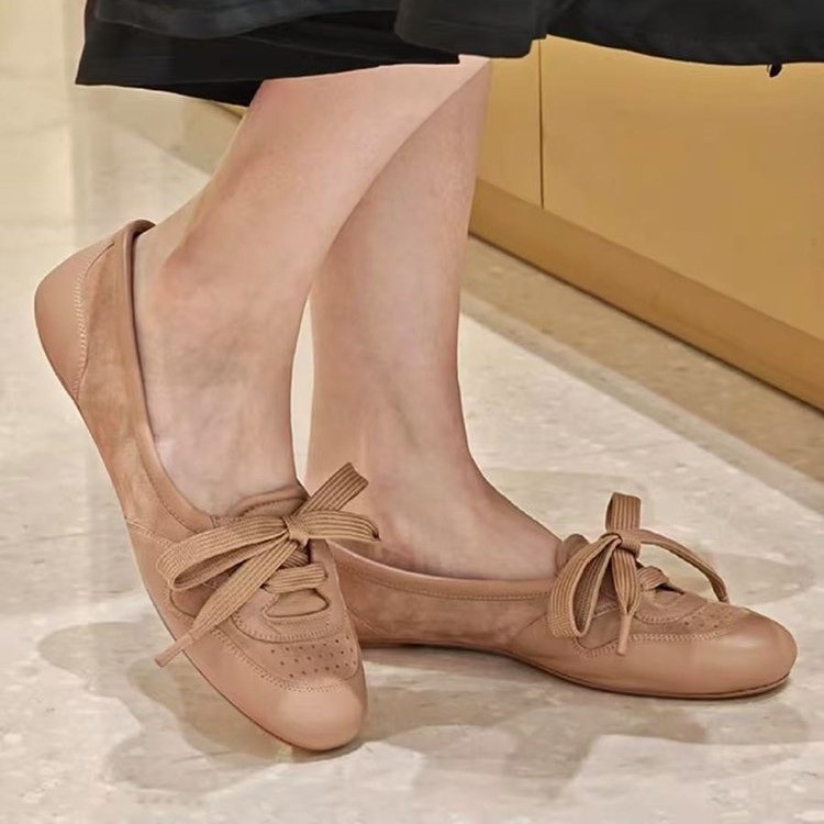 Lace-Up Mid-Cut Flats
