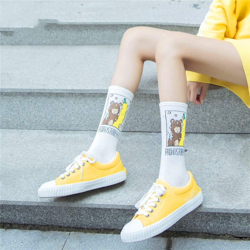 Title 1, Creative banana series socks