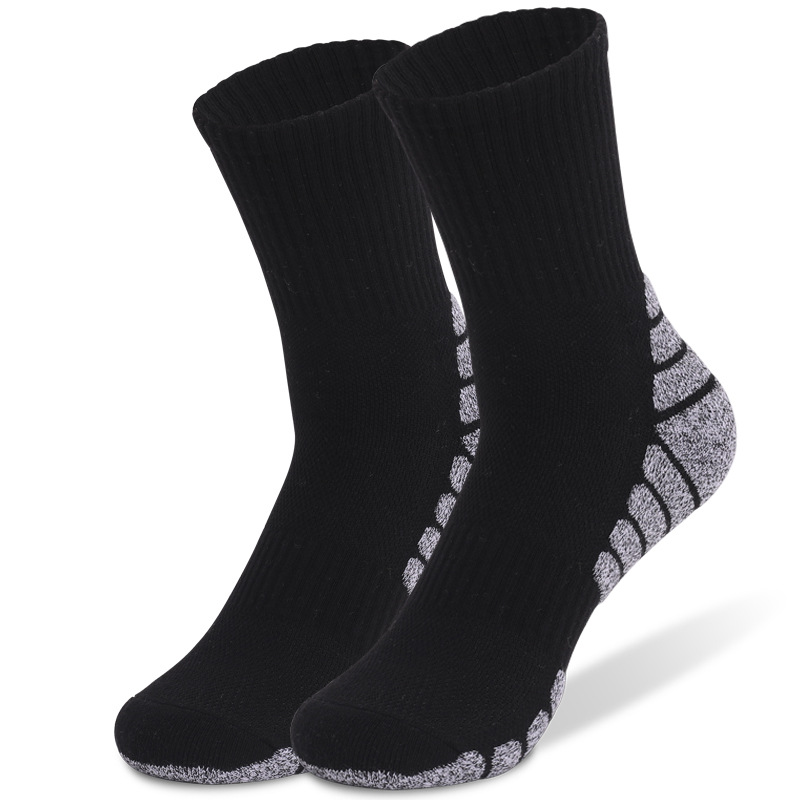 Outdoor Socks Are Thickened During Mountaineering
