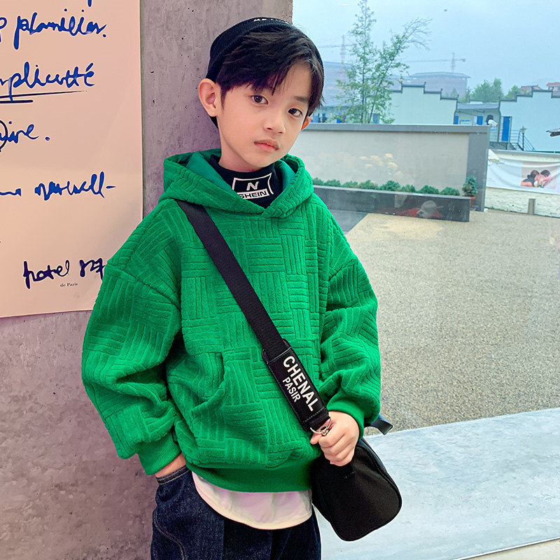 سويتر بقلنسوة من الفليس للأولاد - عصري ومناسب لجميع الإطلالات