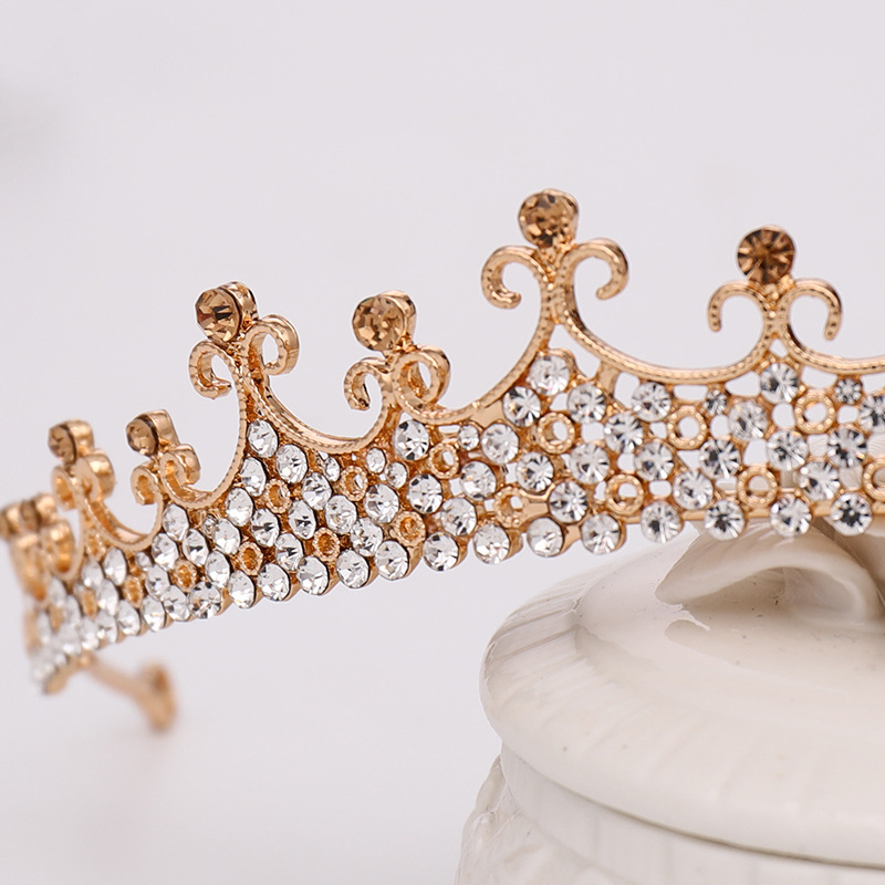 Fashion Alloy Luxury Crystal Crown Headband