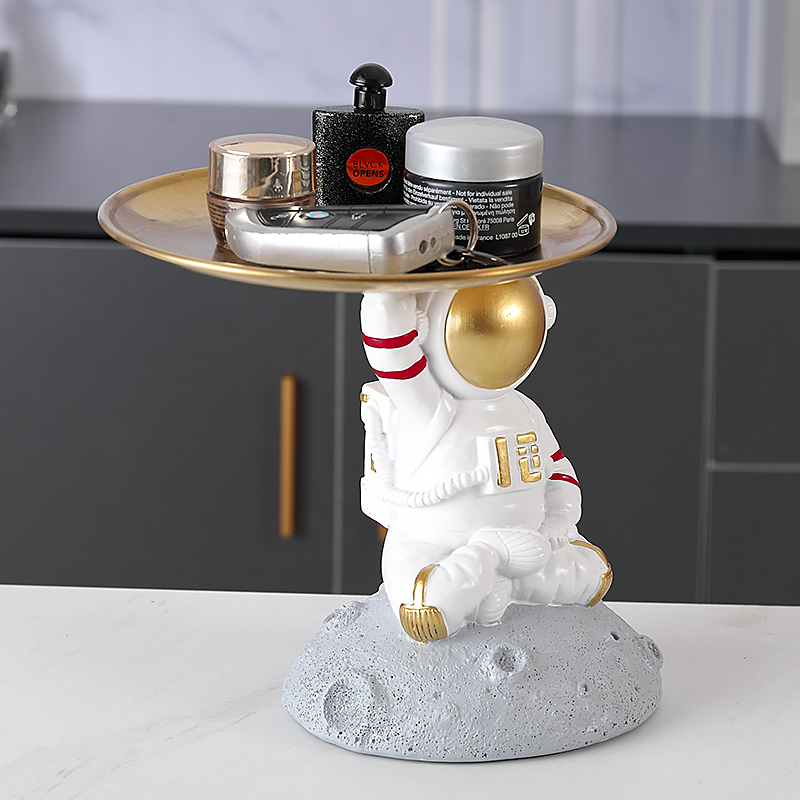 Astronaut Tray Key Storage Ornament (Twohanded pallet