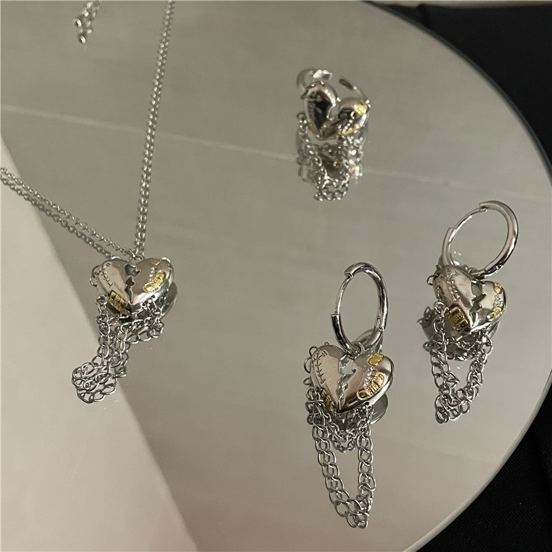 أقراط على شكل قلب مكسور بتصميم الهيب هوب العصري