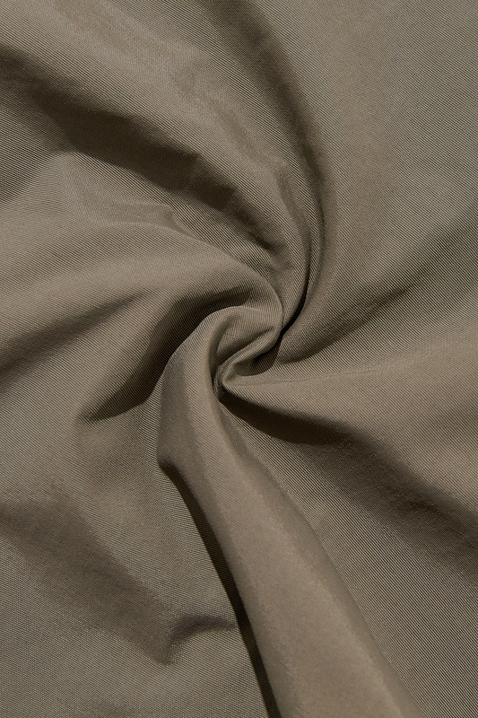 Zipper Functional Wind Tie-in Slacks With Patch Feet