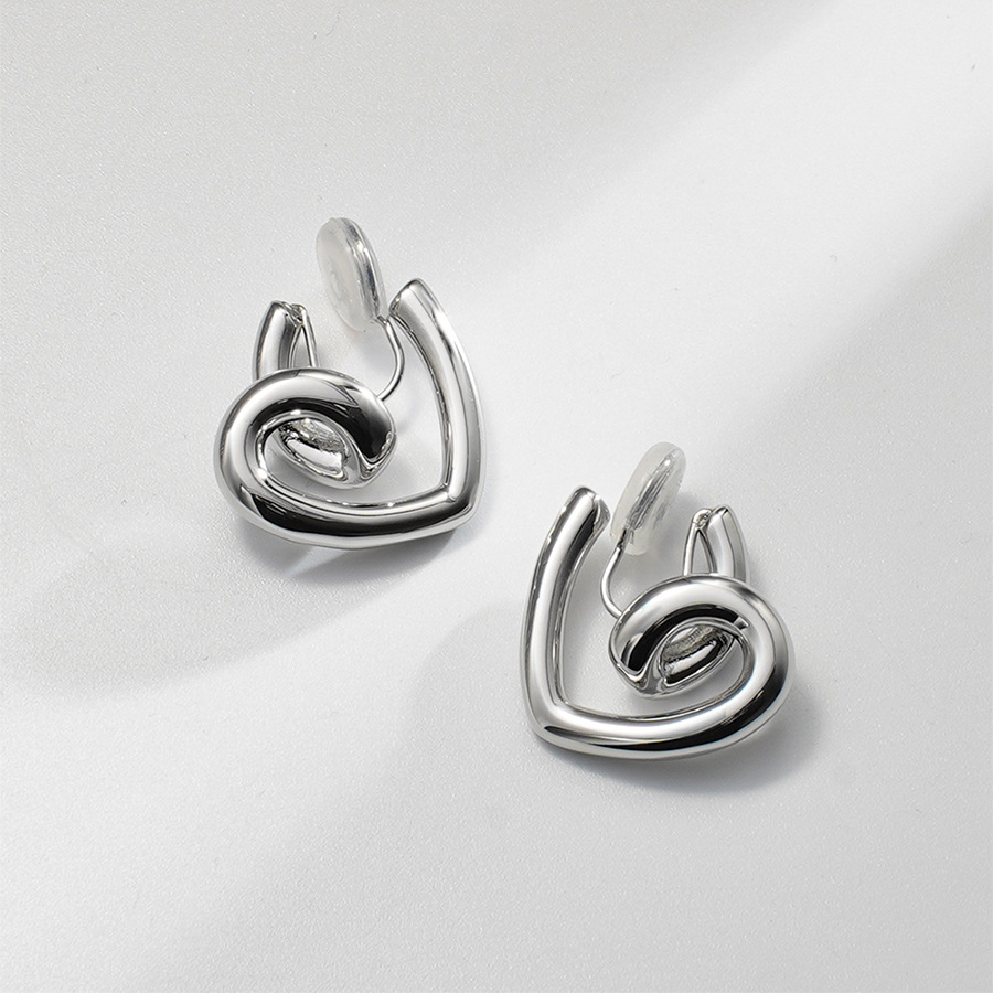 Title 5, Metal Love Mosquito Coil Non-piercing Ear Clip