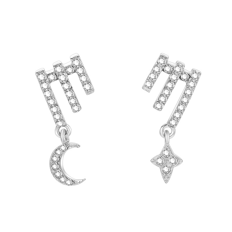 Exquisite And Simple Small Pendant Geometric Square Earrings