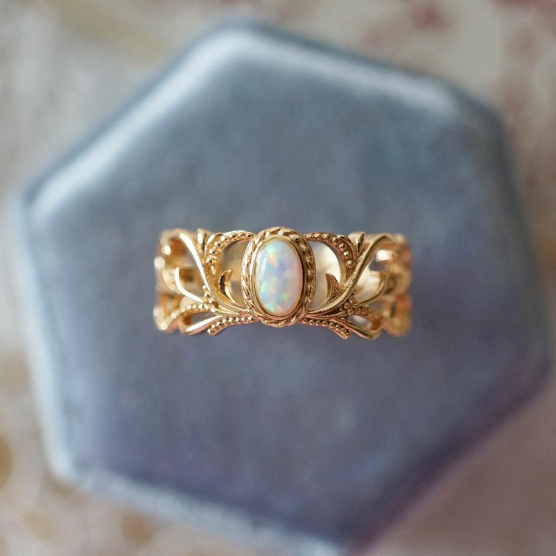 Title 3, Fashion Personality Opal Ring Female