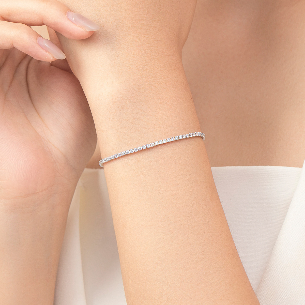 S925 Sterling Silver Diamond Inlaid Bracelet