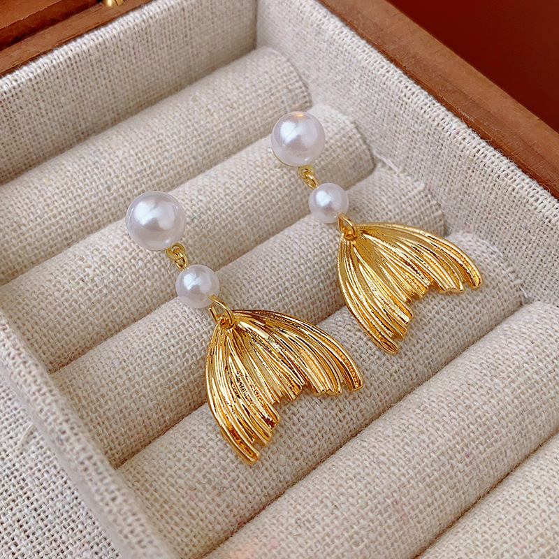 Title 4, Silver Needle Fishtail Pearl Tassel Simple Earr...