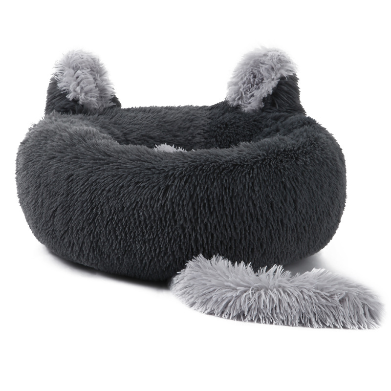 Title 5, Kaninchen Haustier Nest Hundebett im Winter. Ku...