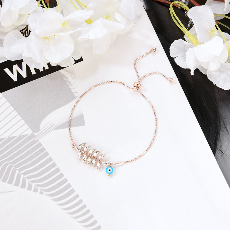 Creative Cute Eye Bracelet With Rhinestones