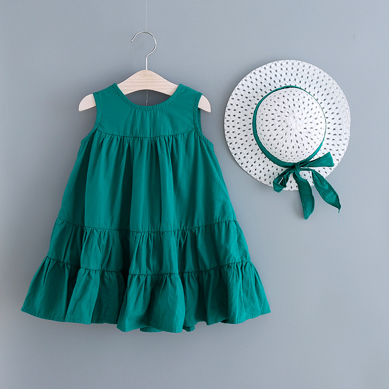 Green skirt and hat