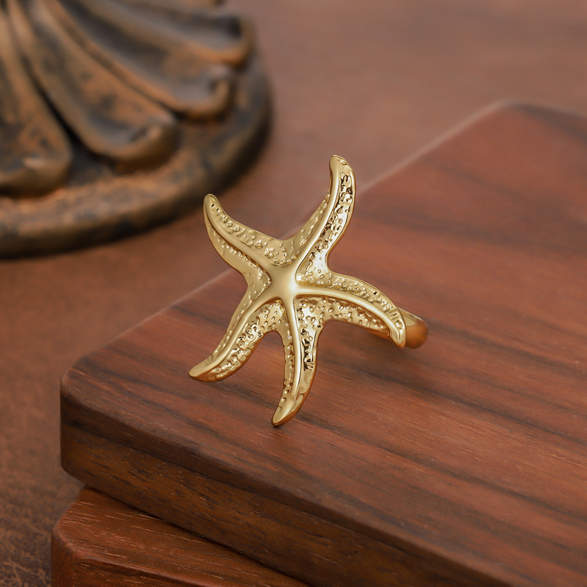 1 Piece Women's European American Oversized Statement Ring, Adjustable Open Band Niche... thumbnail 5