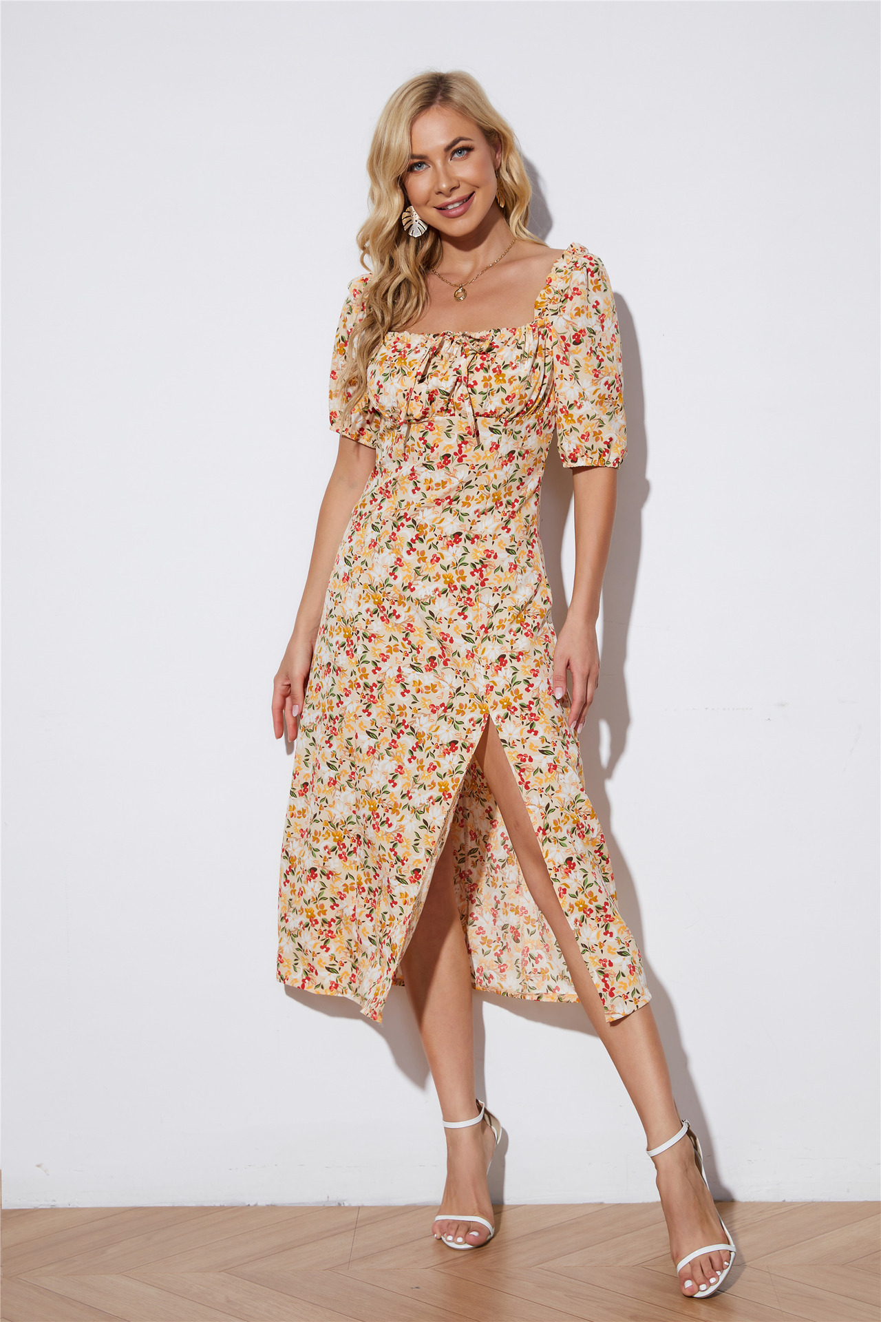 New Women's Short Sleeve Square Collar Slit Hemline At Hem Dress