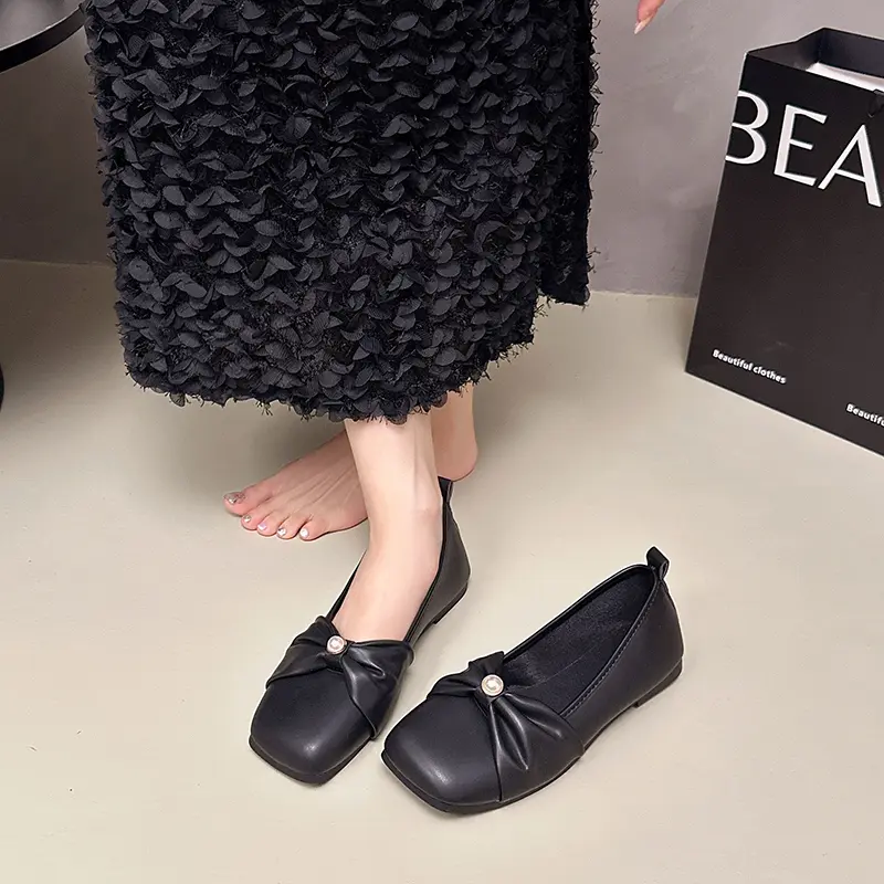 Women Gentle Front Twisted Pleat Knot Pearl Decor Ballet Flats Matching Casual Daily Loafer Slippers