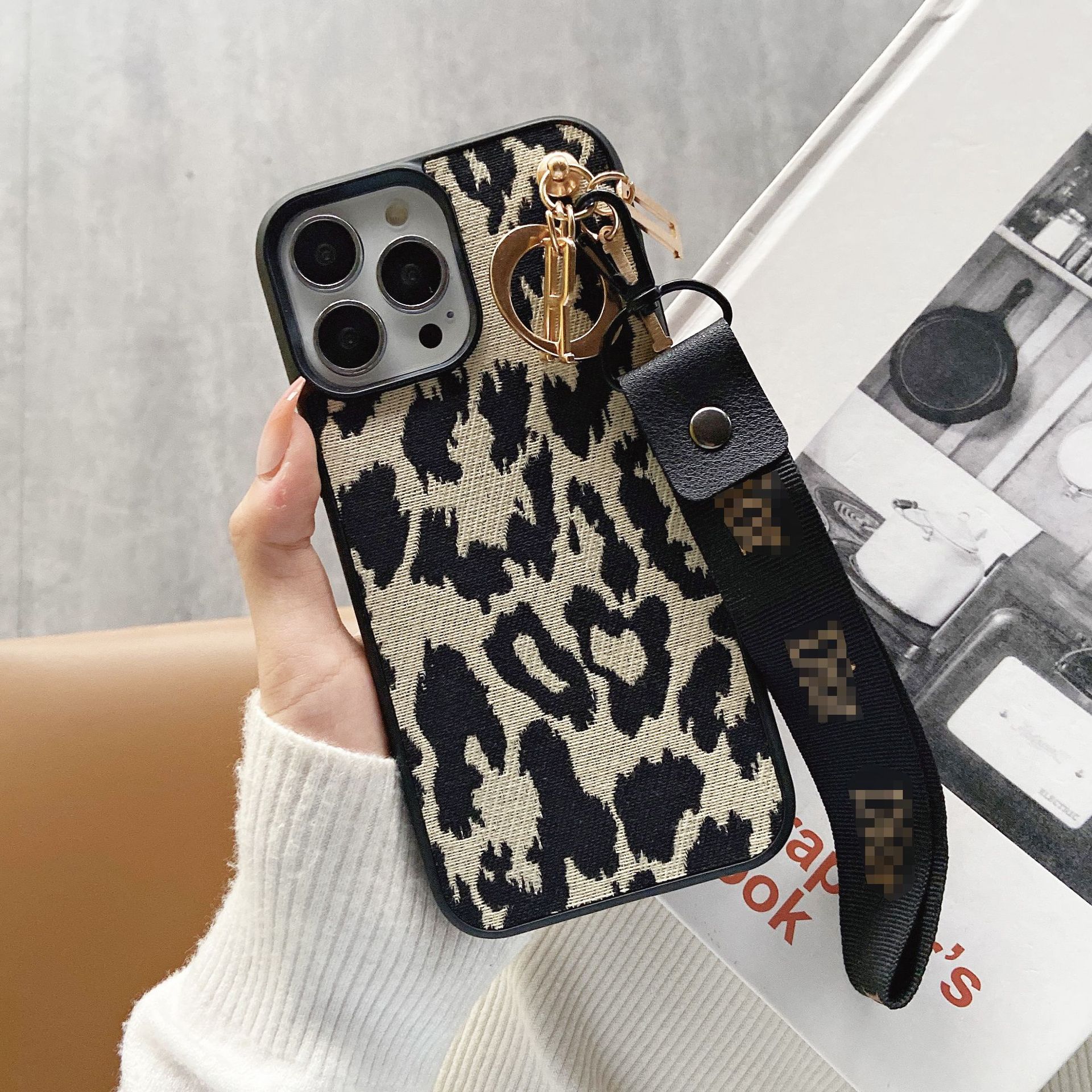 Off white leopard print