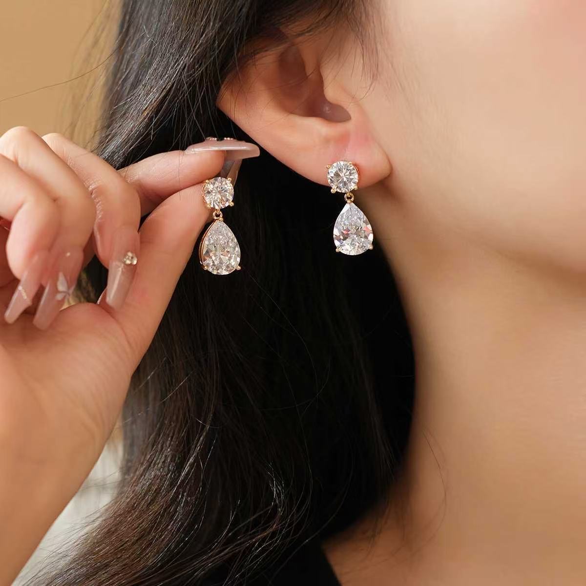 2026 New Trendy Teardrop Zircon Earrings, Cold Minimalist Designer Studs, Niche High-End Elegant Ear Jewelry For Women