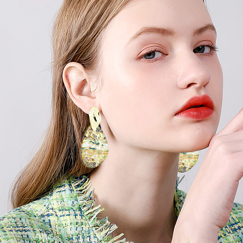 High-end Geometric Drop Shape Long Abalone Shell Earrings