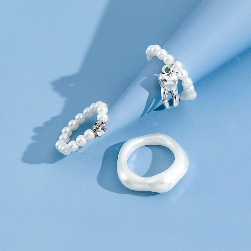 Pearl Elastic Ring Teeth Ring Set Of 3