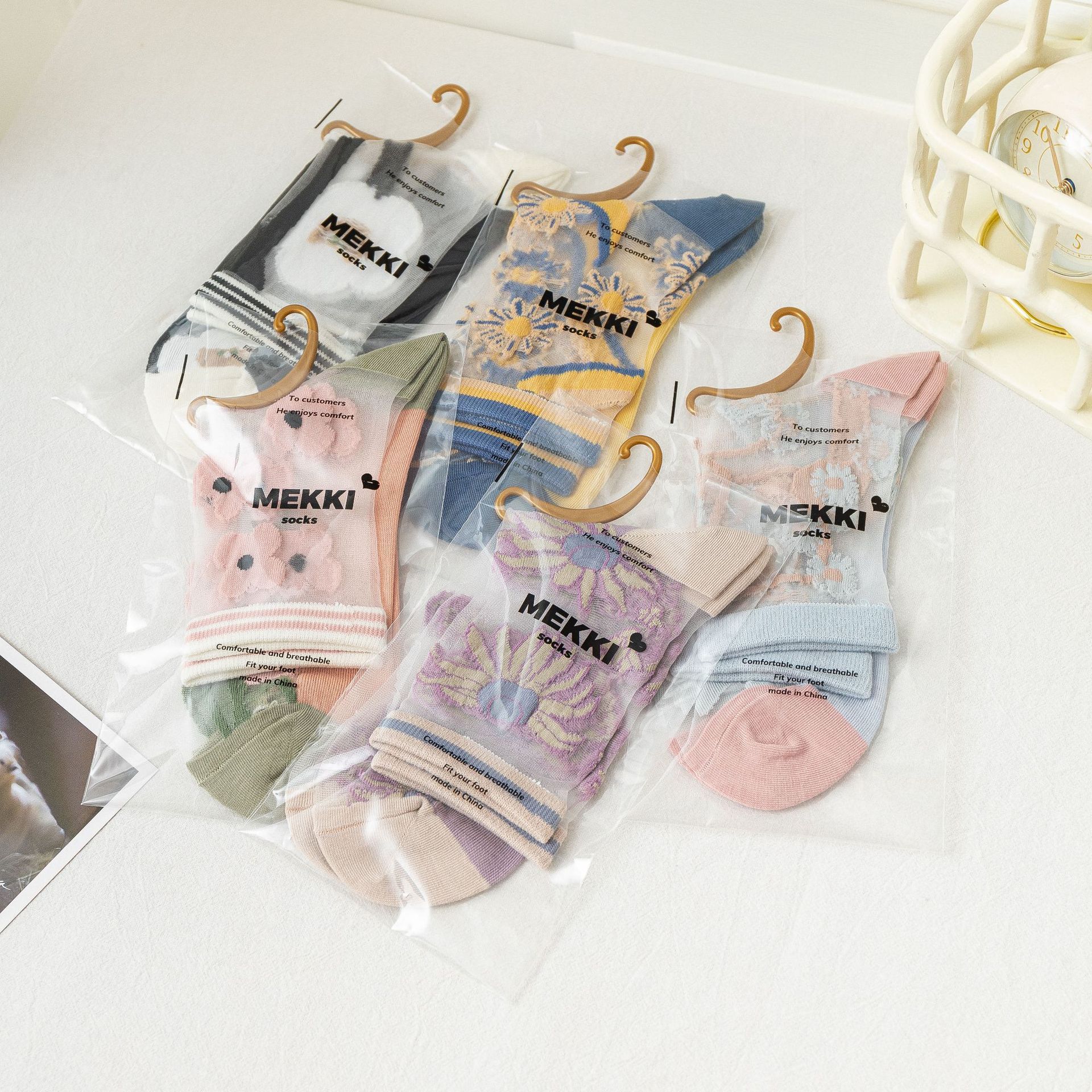 Women's Fiberglass Mid Tube Flower Socks