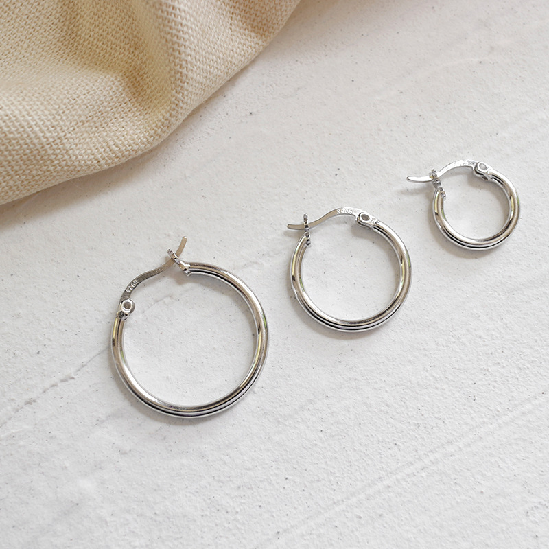 Title 4, Sterling Silver Geometric Hollow Earrings