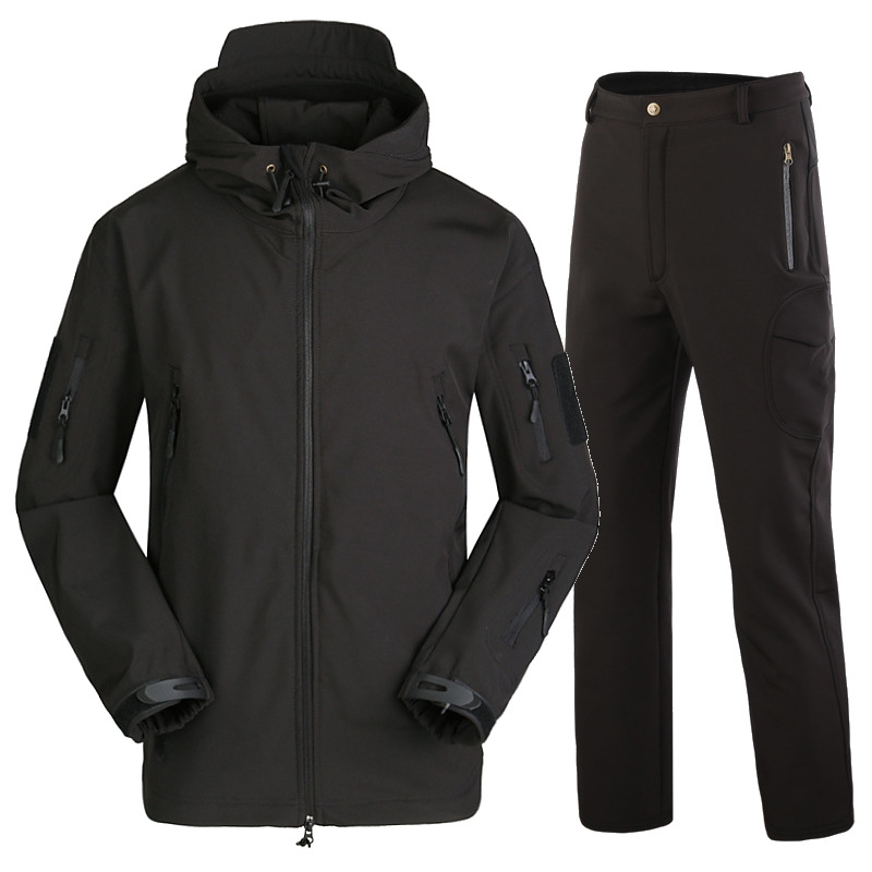 Title 5, Tarnanzug aus wattierter Jacke und Hose