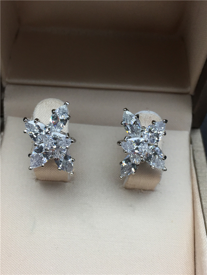 Title 5, Womens Ice Crystal Flower Cluster High Carbon ...