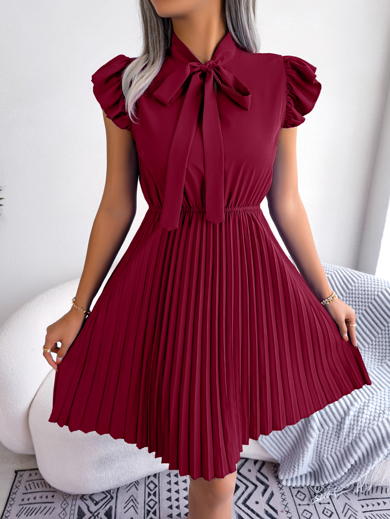 Women’s Elegant Tie Waist Flowy Pleated Skirt