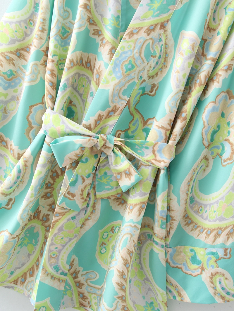 Retro-style Long-sleeved Bow-knot-decorated Printed Shirt Women