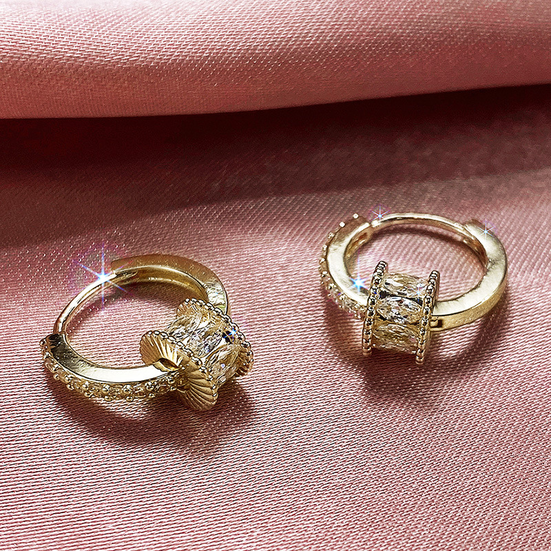 Small Waist Good Luck Comes Ear Clip Women