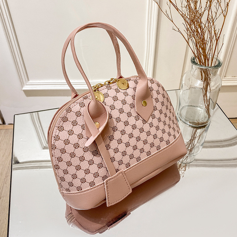Chain Across The Korean Women's Handbag