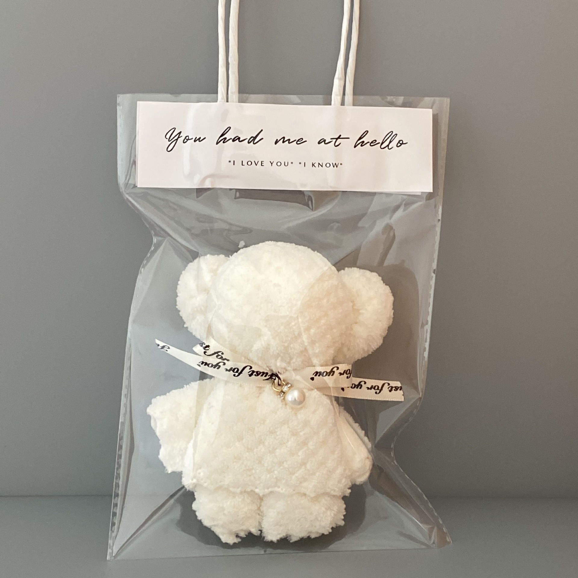 White ordinary gift bag