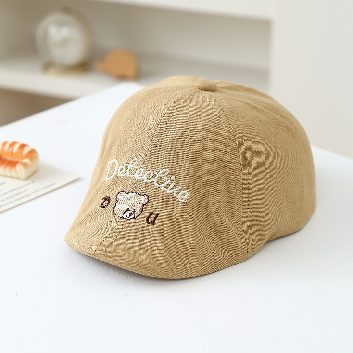 Spring And Summer Baby Outdoor Play Detective Little Bear Embroidered Children's Forward Hat Retro British Style Beret