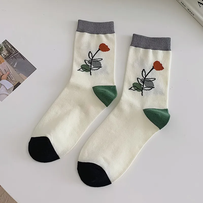 Lingerie Small Flower Medium Tube Women's Socks - Rose