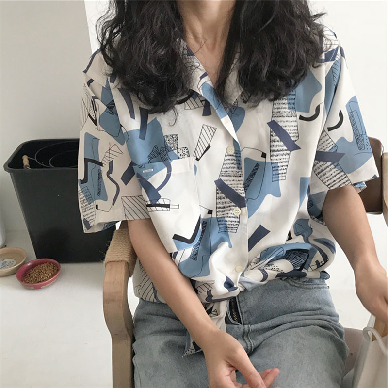 Title 5, Hong Kong Style Retro Print Short-sleeved Shirt