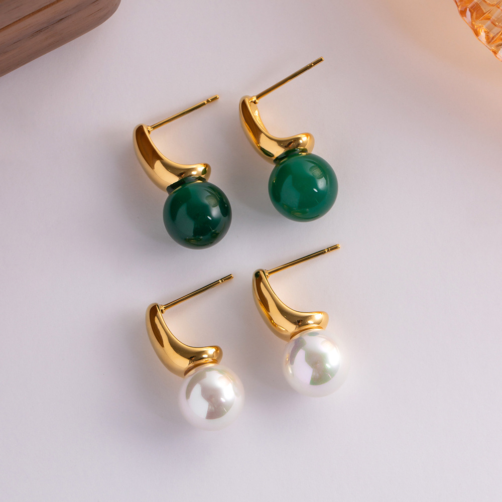 Title 3, Green Agate Pearl Fashion Earrings