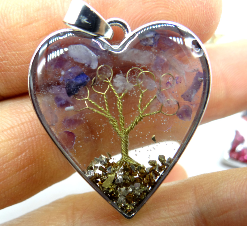 Resin Inlaid Natural Crystal Crushed Stone Edging 1 Style - Shop at LoveMi