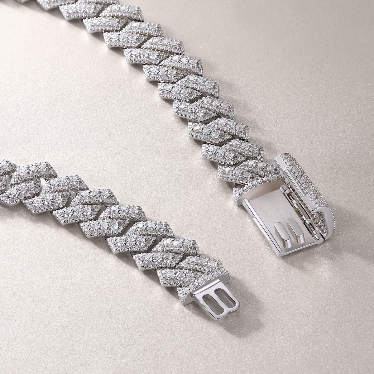 Jinba Legend Set Embellished With Top-quality Moissanite, This Luxurious And Fashionable Light Luxury Trend Jewelry Includes Silver Pendant Necklace, Collar Chain, And S925 Silver Electroplated With