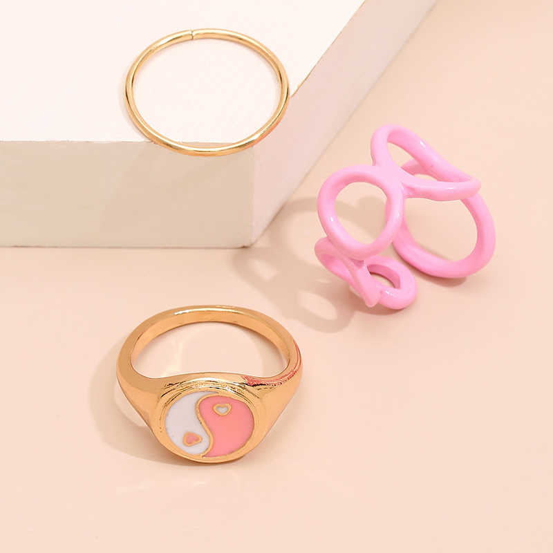 Simple And Fashionable Solid Color Metal Irregular Ring