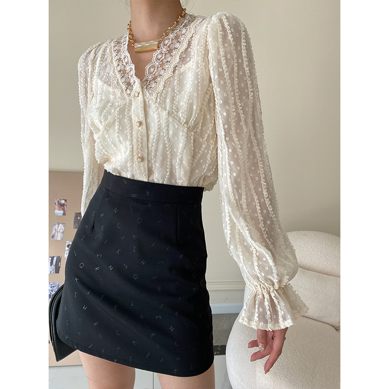 Title 5, French Royal Style Lace Bell Sleeve Shirt for w...