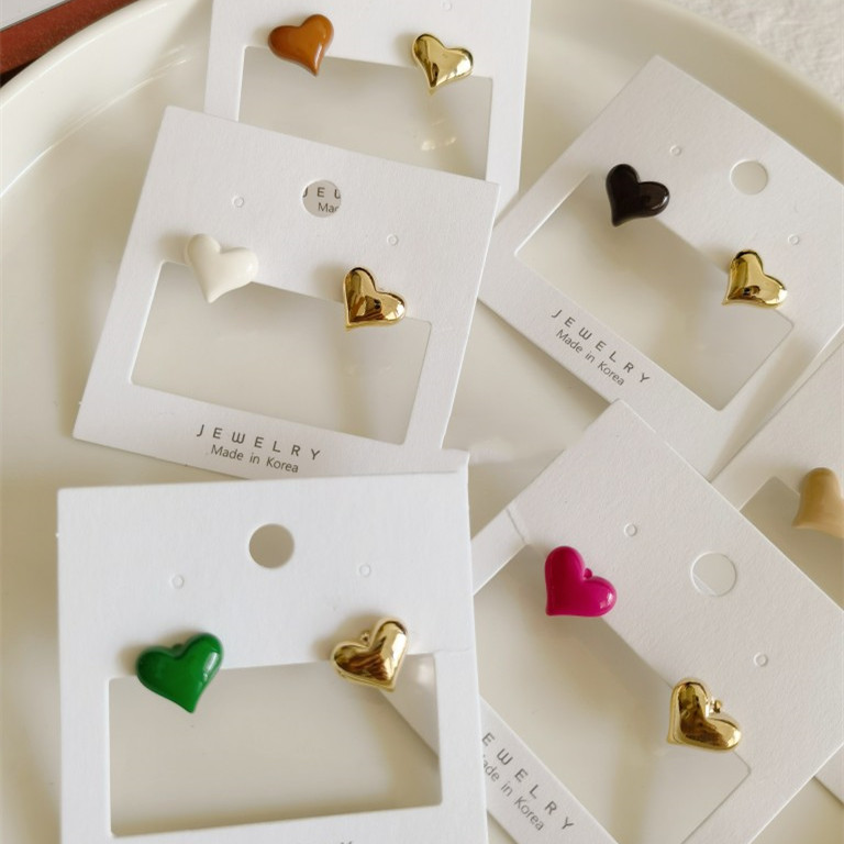 Fashion Niche Temperament Peach Heart Asymmetric Earrings