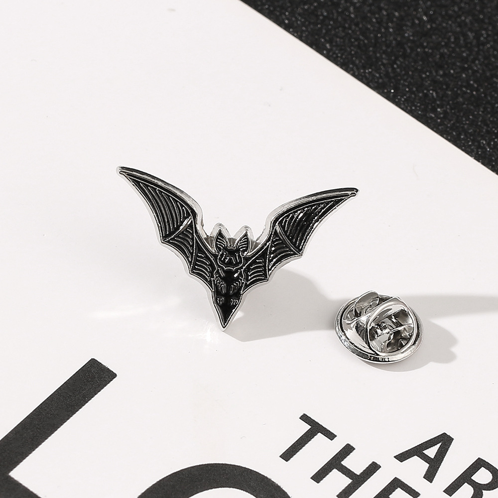 Halloween Bat Brooch Dark (Silver-1PCS)
