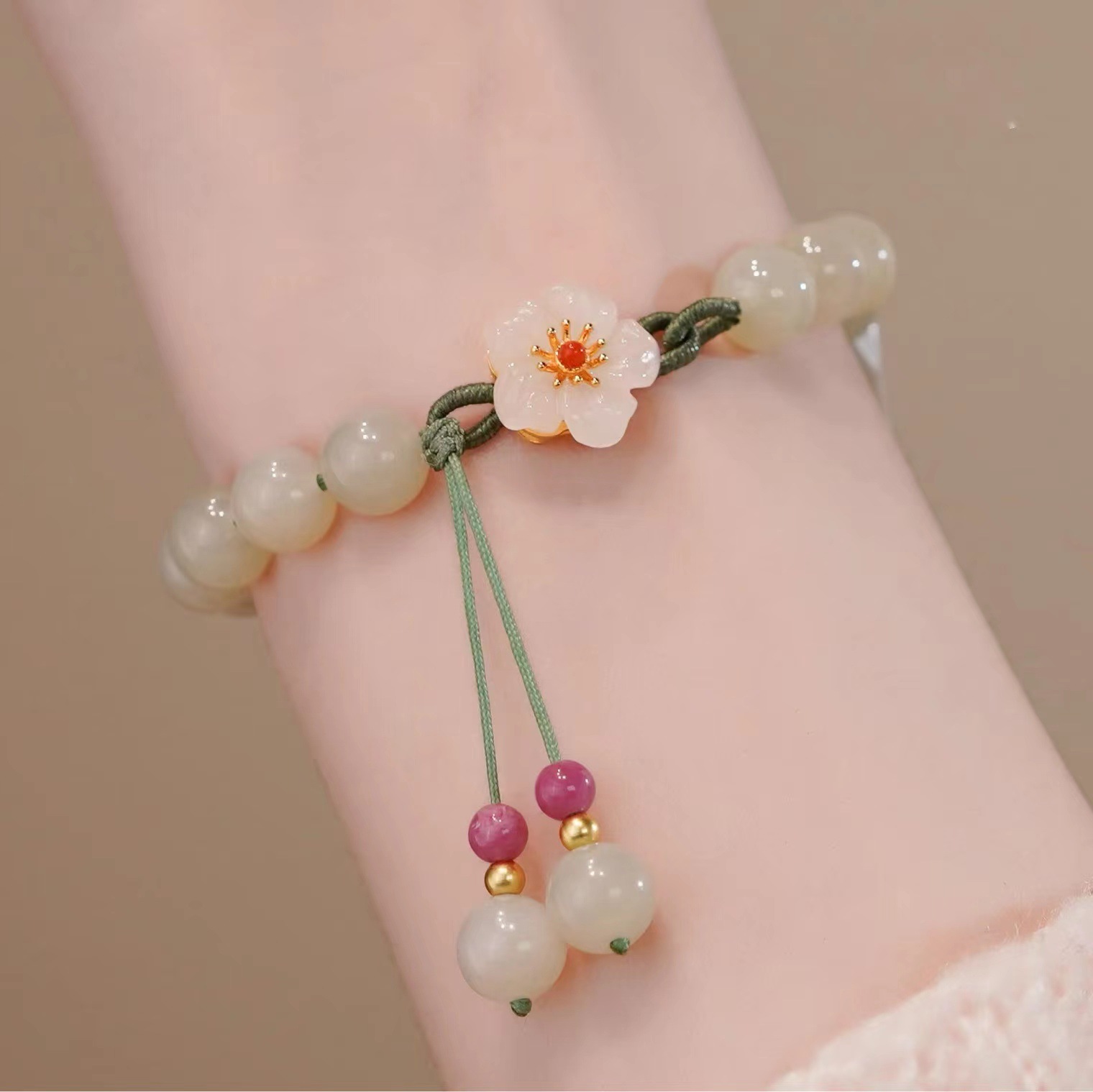 Title 1, Versatile Flower Tassel Blessing Bracelet