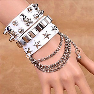 Fashion Multi-layer Leather Wide Bracelet Personality Domineering Skull Rivets